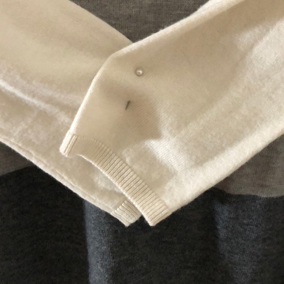 Joie Sweater White/Gray Stripes - XS - EUC - Picture 7 of 13